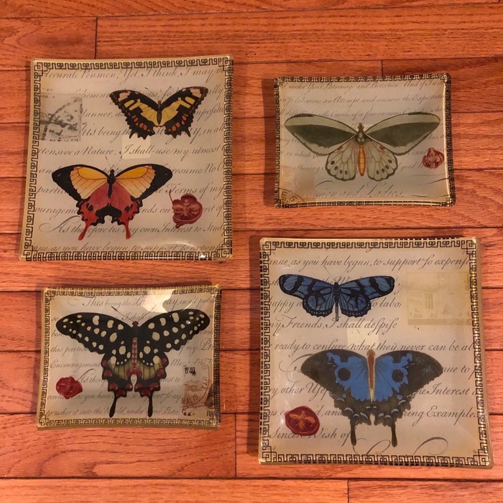 4 Decorative Glass Trinket Trays